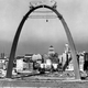 Illustration for article titled Photos of Famous Landmarks While They Were Still Under Construction